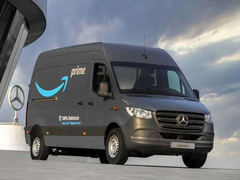 Amazon objednal 1800 elektrododávek Mercedes